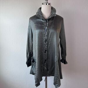 Vintage Y2K Silver Metallic Satin Button Up Oversized Shirt sz Small Whimsigoth